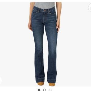 Wrangler High Rise Retro Trouser Jean